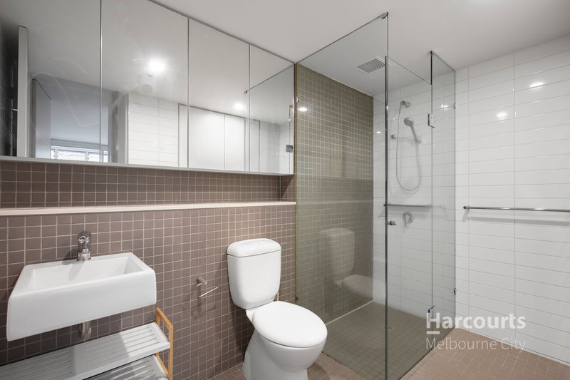 Photo - 706/8 Mccrae Street, Docklands VIC 3008 - Image 5