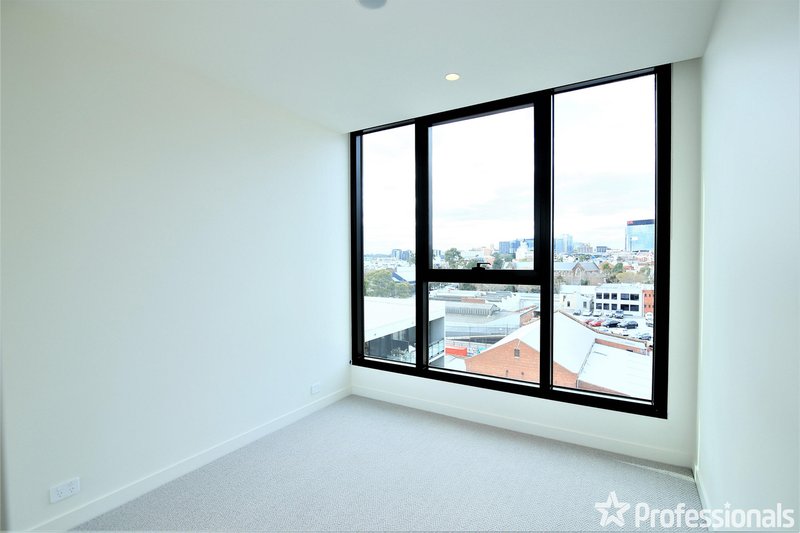 Photo - 706/94 Stanley Street, West Melbourne VIC 3003 - Image 9