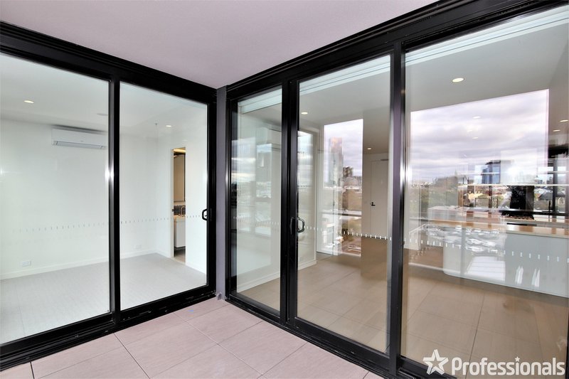 Photo - 706/94 Stanley Street, West Melbourne VIC 3003 - Image 13