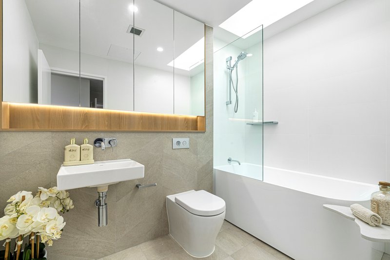 Photo - 706A/8 Oaks Avenue, Dee Why NSW 2099 - Image 7