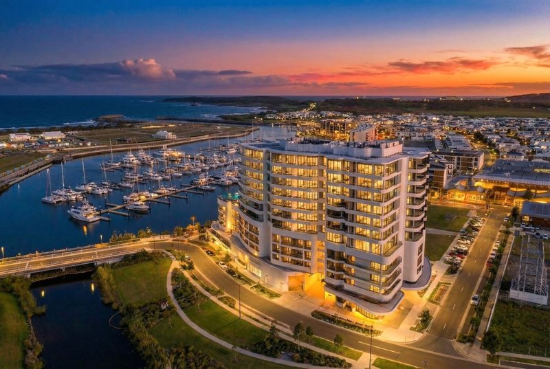Photo - 707/10 Waterfront Promenade, Shell Cove NSW 2529 - Image 1
