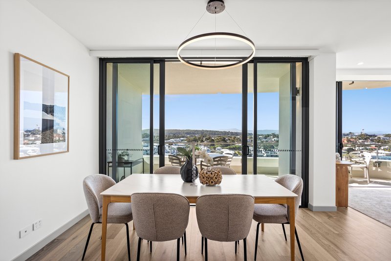 Photo - 707/10 Waterfront Promenade, Shell Cove NSW 2529 - Image 4
