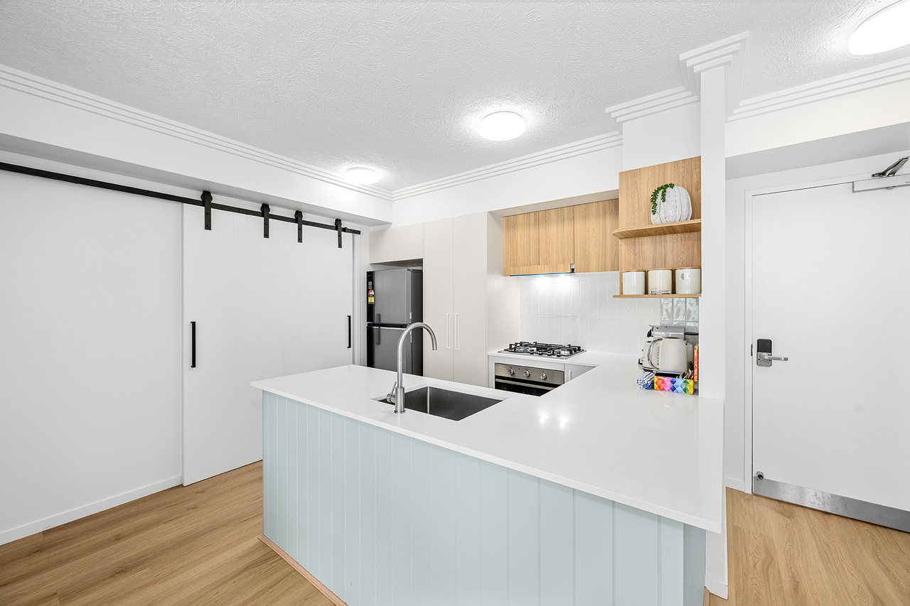 1-bedroom unit at 707 1483 GOLD COAST HIGHWAY, PALM BEACH QLD 4221, , Queensland