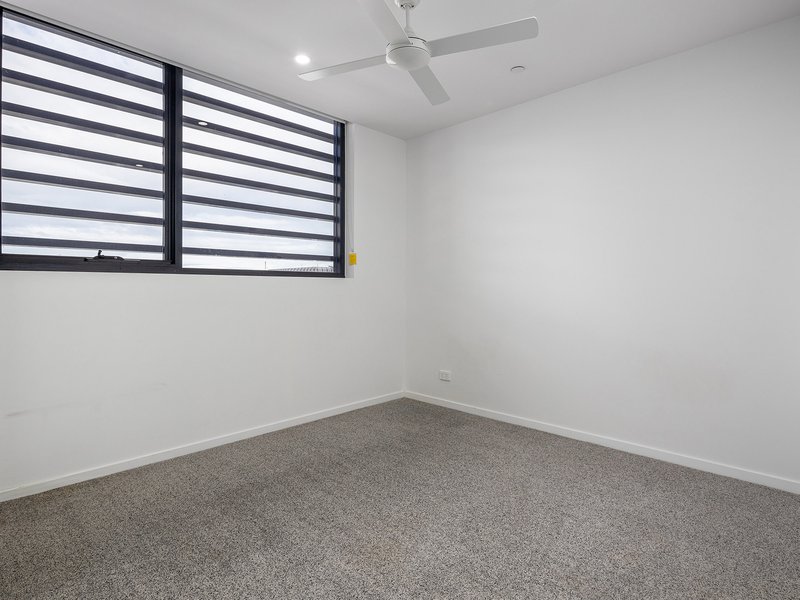 Photo - 707/28 Wolseley Street, Woolloongabba QLD 4102 - Image 8