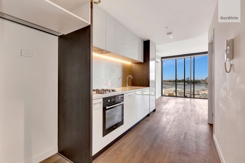 Photo - 707/288 Albert Street, Brunswick VIC 3056 - Image 4