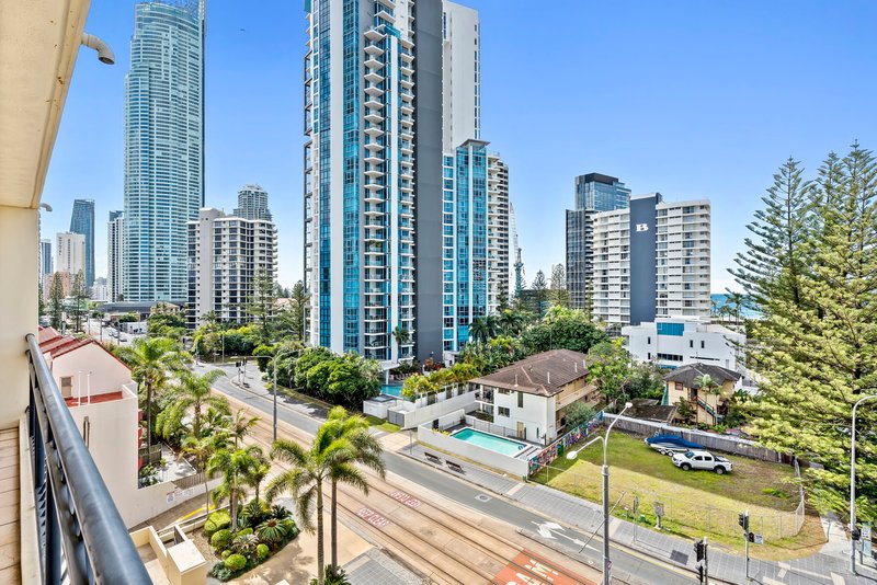 Photo - 707/2988-2994 Surfers Paradise Boulevard, Surfers Paradise QLD 4217 - Image 9