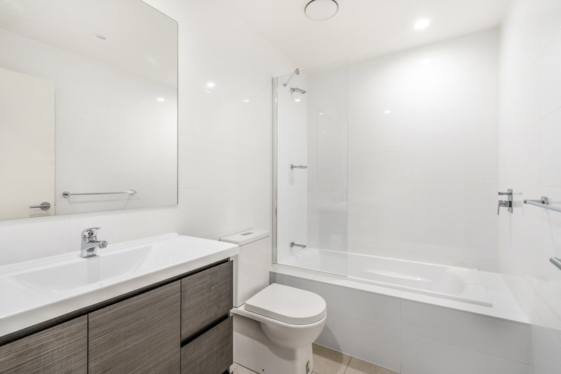 Photo - 707/420 Macquarie Street, Liverpool NSW 2170 - Image 13