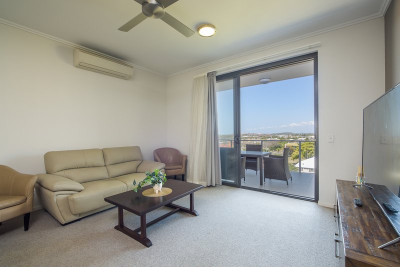 Photo - 707/52 Oaka Lane, Gladstone Central QLD 4680 - Image 6