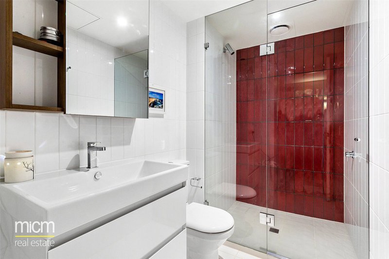 Photo - 708/123 Pelham Street, Carlton VIC 3053 - Image 4