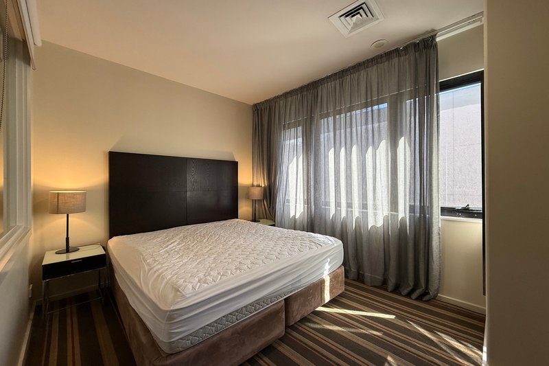 Photo - 708/250 Elizabeth Street, Melbourne VIC 3000 - Image 6