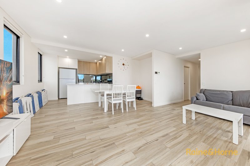 Photo - 708/29-35 Burlington Road, Homebush NSW 2140 - Image 3