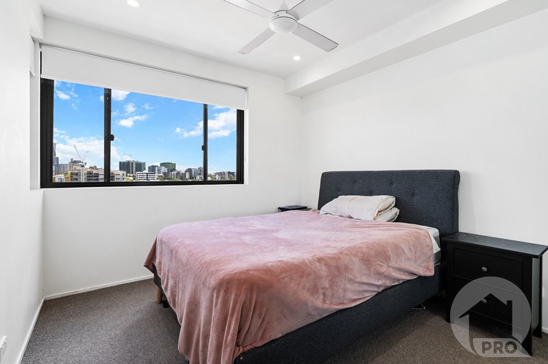 Photo - 708/36 Anglesey Street, Kangaroo Point QLD 4169 - Image 4