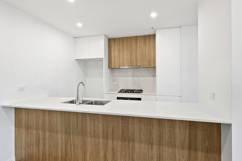 Photo - 708/49 Denison Street, Wollongong NSW 2500 - Image 2