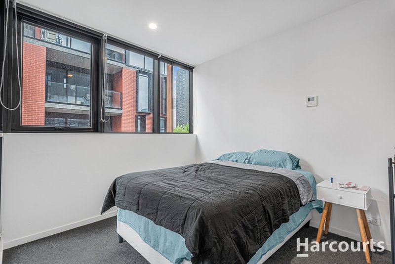 Photo - 708/5 Wominjeka Walk, West Melbourne VIC 3003 - Image 5