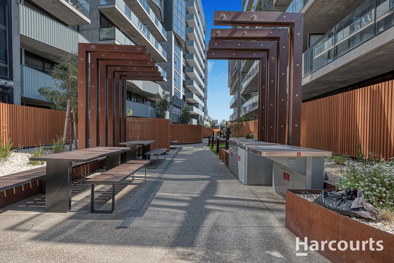 Photo - 708/5 Wominjeka Walk, West Melbourne VIC 3003 - Image 10