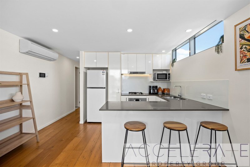 Photo - 708/50 Mclachlan Street, Fortitude Valley QLD 4006 - Image 6