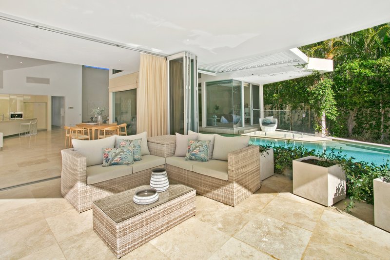 Photo - 708/61 Noosa Springs Drive, Noosa Heads QLD 4567 - Image 4