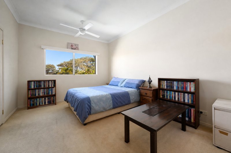 Photo - 70/88-98 Limetree Parade, Runaway Bay QLD 4216 - Image 7