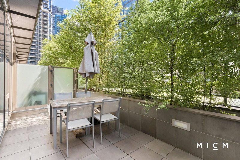 Photo - 709/118 Kavanagh Street, Southbank VIC 3006 - Image 2