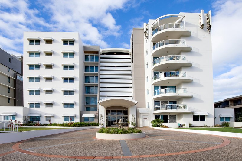 Photo - 709/1483-1489 Gold Coast Highway, Palm Beach QLD 4221 - Image 13