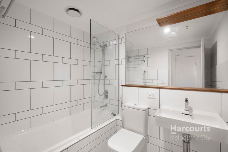 Photo - 709/333 Exhibition Street, Melbourne VIC 3000 - Image 4