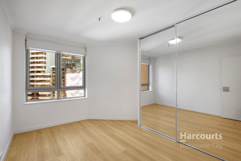Photo - 709/333 Exhibition Street, Melbourne VIC 3000 - Image 6