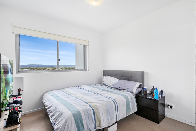 Photo - 709/43 Harbour Town Drive, Biggera Waters QLD 4216 - Image 8