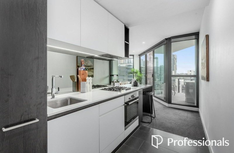 Photo - 709/5-7 Irving Avenue, Box Hill VIC 3128 - Image 4