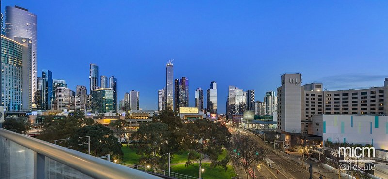 Photo - 709/565 Flinders Street, Melbourne VIC 3000 - Image 8