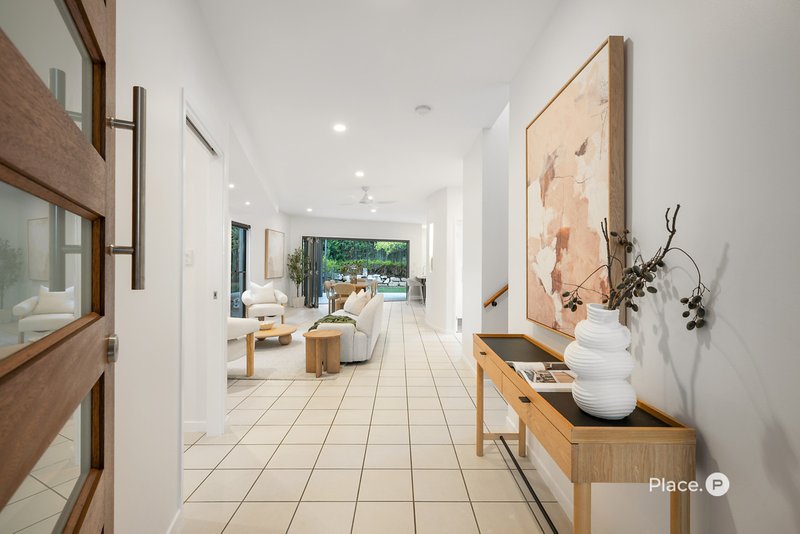 Photo - 70A Reuben Street, Holland Park QLD 4121 - Image 2