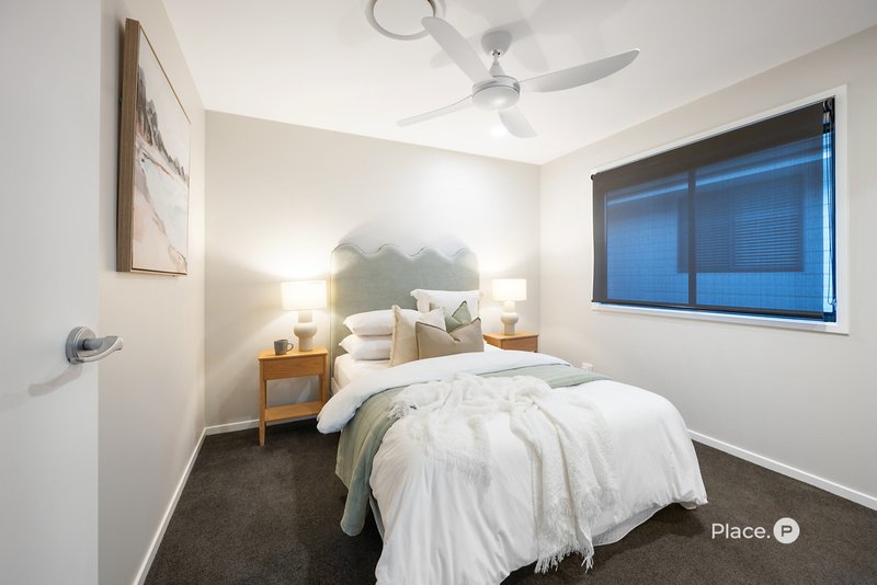 Photo - 70A Reuben Street, Holland Park QLD 4121 - Image 19