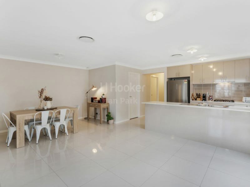 Photo - 70A Richards Loop, Oran Park NSW 2570 - Image 4