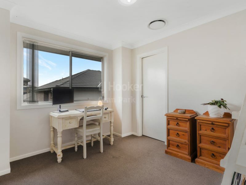 Photo - 70A Richards Loop, Oran Park NSW 2570 - Image 10