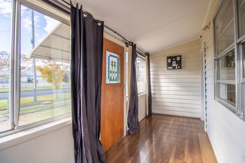 Photo - 70E Apsley Street, Walcha NSW 2354 - Image 4