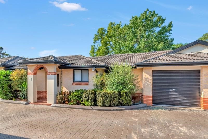 Photo - 7/1-3 Renfrew Street, Guildford NSW 2161 - Image 1