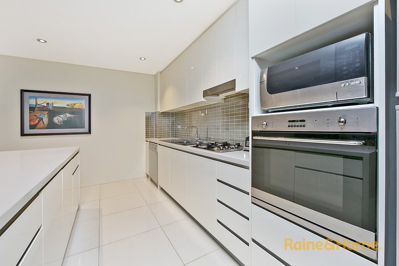 Photo - 7/1-5 Mercer Street, Castle Hill NSW 2154 - Image 3