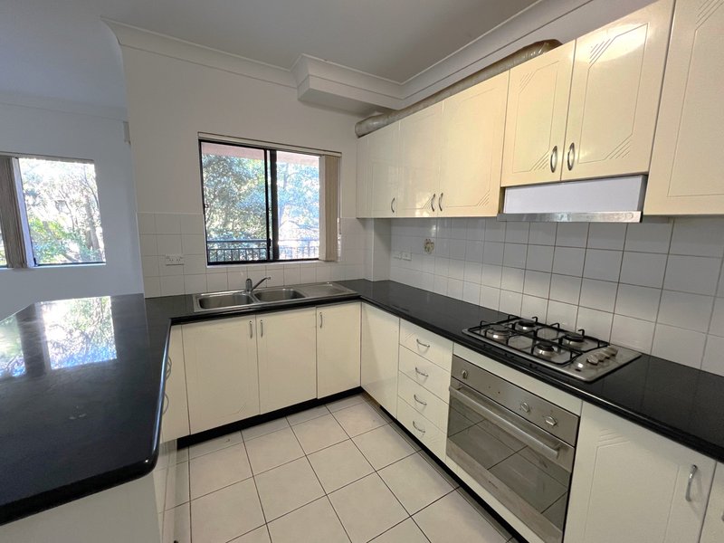 Photo - 7/1-5 Ocean Street, Kogarah NSW 2217 - Image 3