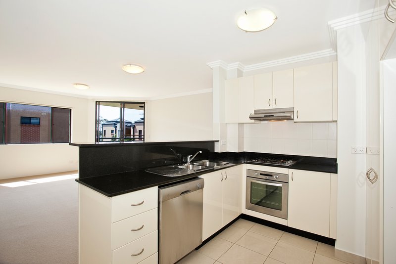 Photo - 7/1-7 Mansfield Avenue, Caringbah NSW 2229 - Image 4