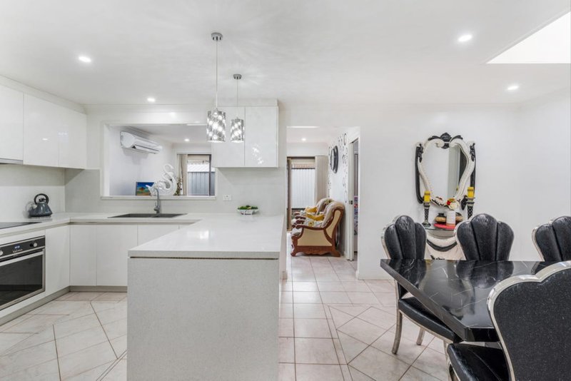 Photo - 71 & 71A Prairie Vale Road, Bossley Park NSW 2176 - Image 5