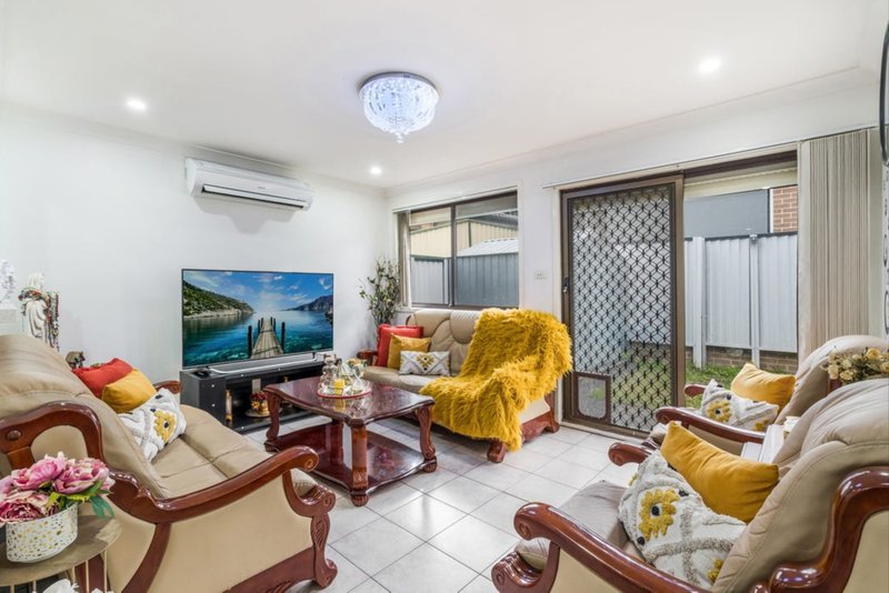 Photo - 71 & 71A Prairie Vale Road, Bossley Park NSW 2176 - Image 7