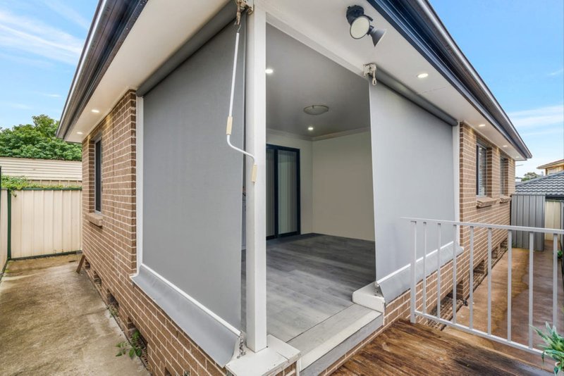 Photo - 71 & 71A Prairie Vale Road, Bossley Park NSW 2176 - Image 12