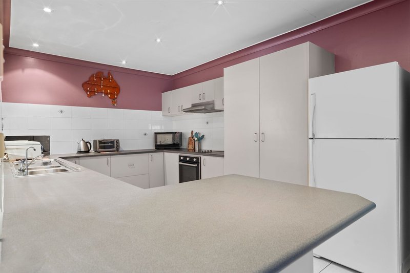 Photo - 71-73 Timor Avenue, Loganholme QLD 4129 - Image 7