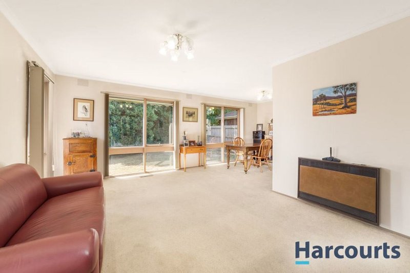 Photo - 71 Alderford Drive, Wantirna VIC 3152 - Image 2