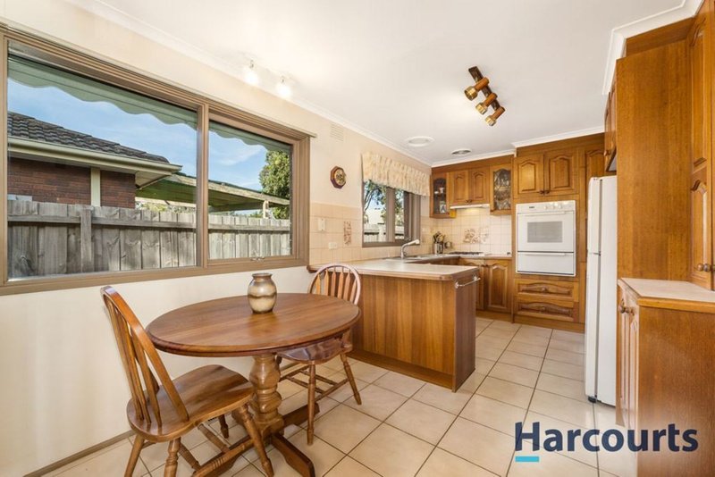 Photo - 71 Alderford Drive, Wantirna VIC 3152 - Image 3