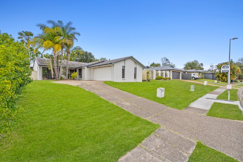 Photo - 71 Allied Drive, Arundel QLD 4214 - Image 1