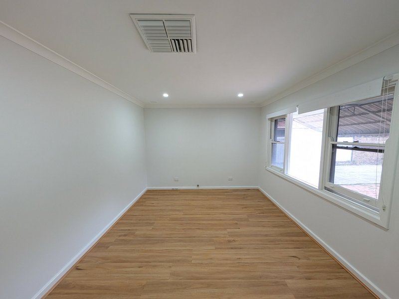 Photo - 71 Altone Road, Lockridge WA 6054 - Image 6