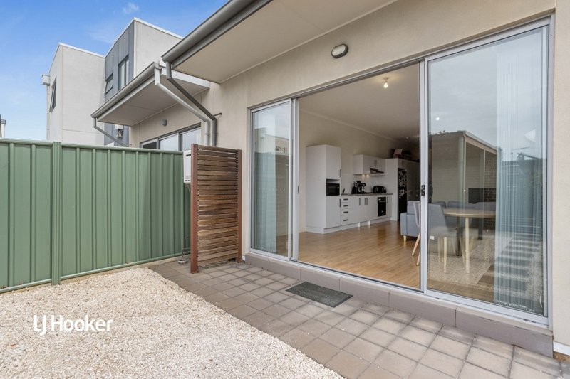 Photo - 71 Augustine Street, Mawson Lakes SA 5095 - Image 10