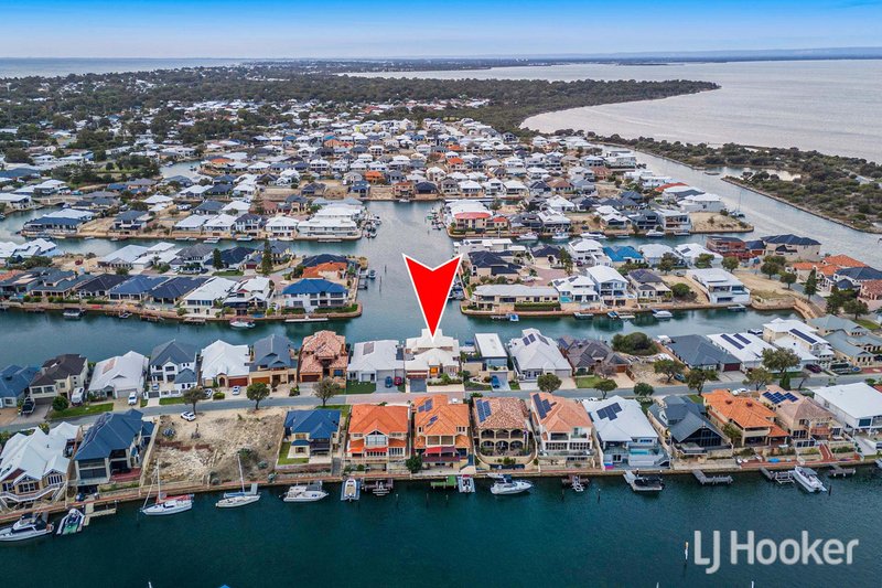 Photo - 71 Avocet Island Quays , Wannanup WA 6210 - Image 2