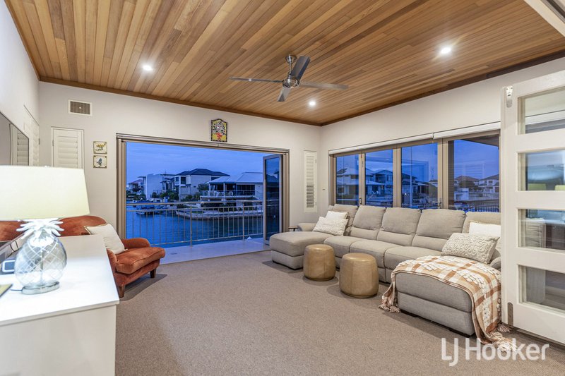 Photo - 71 Avocet Island Quays , Wannanup WA 6210 - Image 21