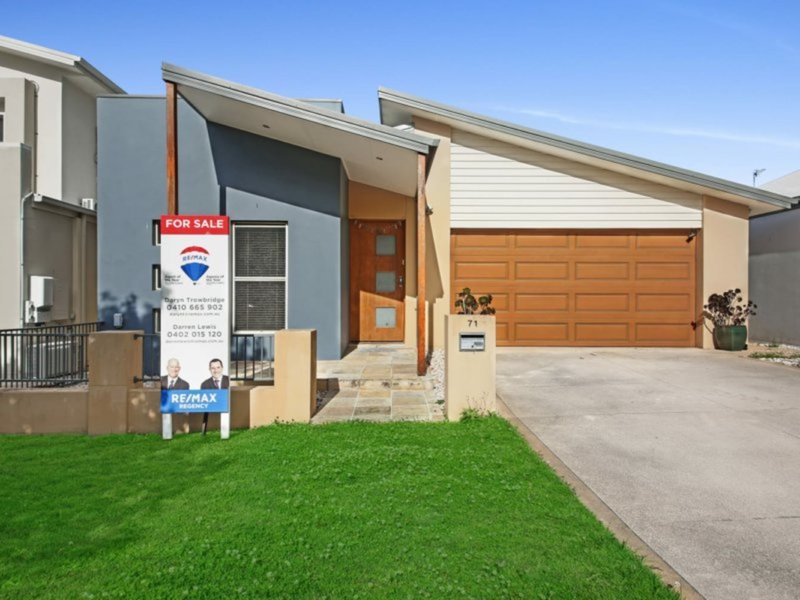 Photo - 71 Azzurra Dr , Varsity Lakes QLD 4227 - Image 1